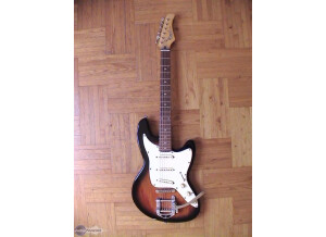 Cort 7042077 bigsby
