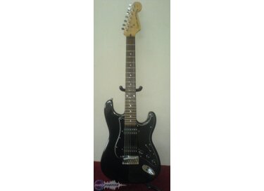 Squier Double Fat Strat 7HT