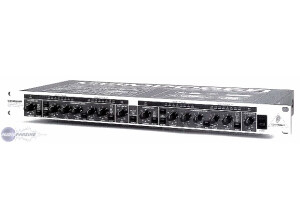 Behringer Composer MDX2000