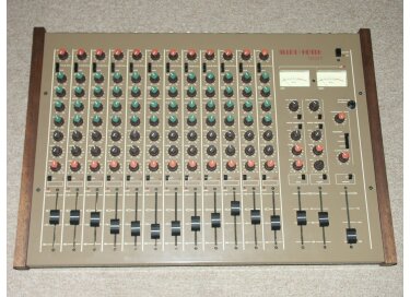 Allen & Heath System 8 - 1221