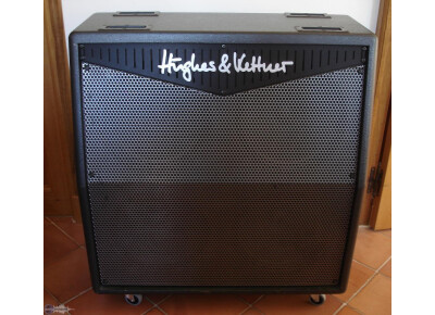 Hughes & Kettner TriAmp Cabinet