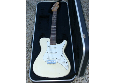 Fender Bullet Deluxe (S-2)