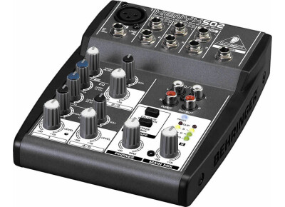 Behringer Xenyx 502