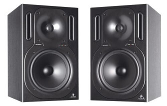 Behringer Truth B2031