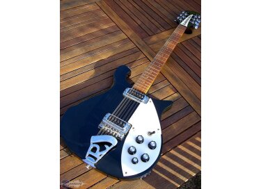 Rickenbacker 610/12