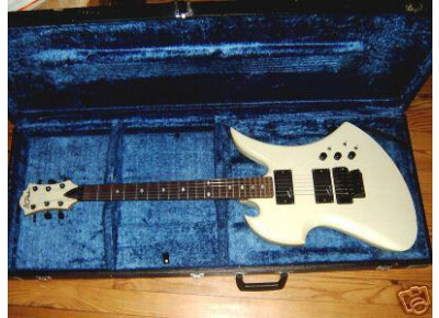 B.C. Rich Platinum Pro Mockingbird