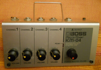 Boss KM-04 Micro Mixer