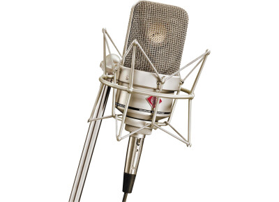 Neumann TLM 49