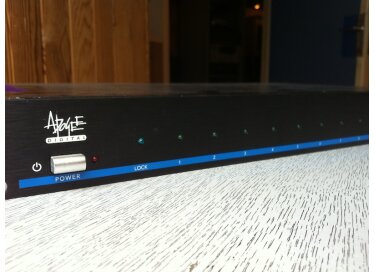 Apogee DA-12