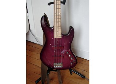 Bossa Bass UJB4