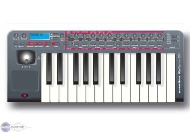 Novation XioSynth 25