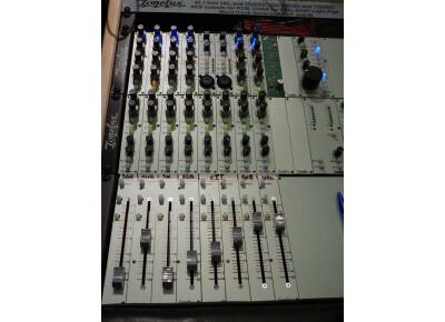 Tonelux Universal Console