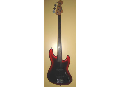 Blade Fretless