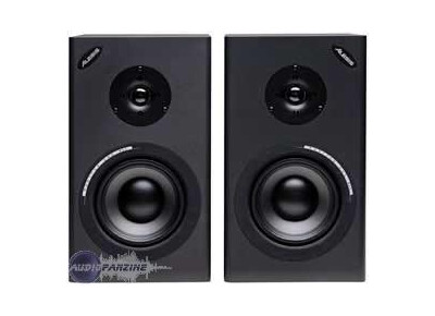 Alesis Monitor One