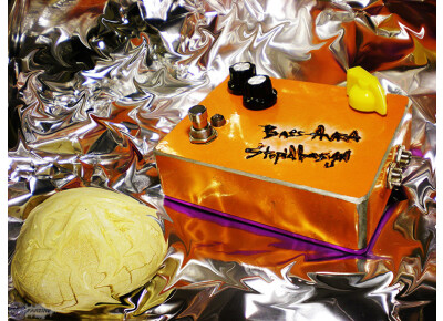 Stupid Design Bass Aura Squarifier