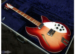 Rickenbacker 360V64