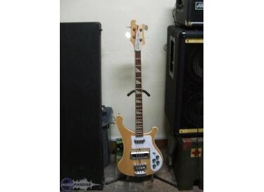 Rickenbacker 4000
