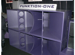Funktion One F-221