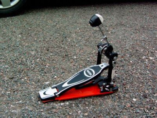 Millenium PD-122 PRO SERIE FUßMASCHINE