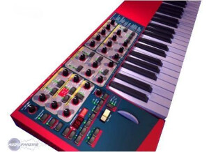 Clavia Nord Lead 2