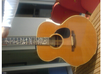 Quéguiner jumbo 6 cordes