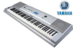 Yamaha DGX-220