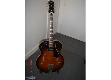 Gibson Super 300