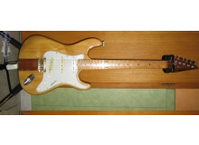 Almirez Stratocaster