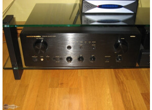 Marantz PM7000