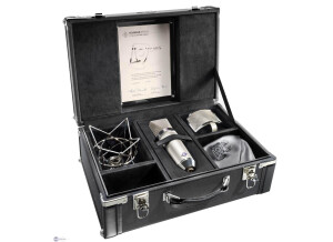 Neumann U 87 40th anniversary set