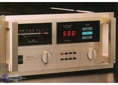 Accuphase M 100