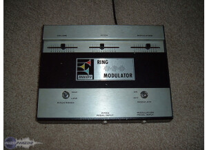 Maestro RING MODULATOR