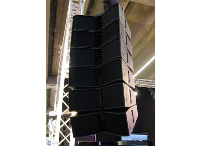 Stage Accompany Genesis