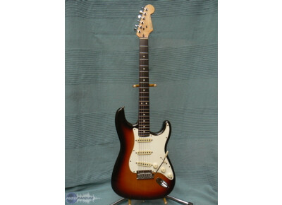 Fender Standard Stratocaster (1982-1986)