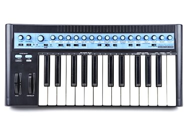 Novation BassStation