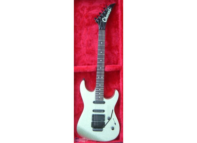 Charvel 375 dlx
