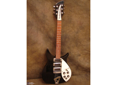 Rickenbacker 320