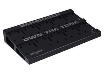 Behringer PB10 Pedal Board