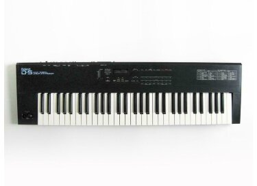 Roland D-5