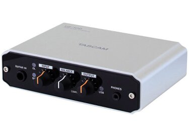 Tascam US-100