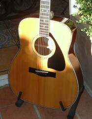 Yamaha FG-440