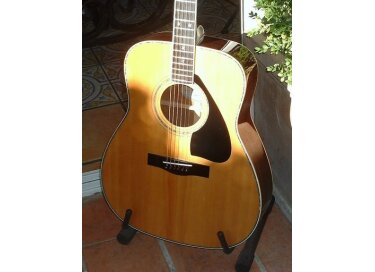 Yamaha FG-440