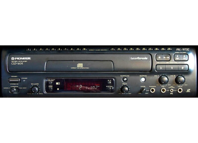 Pioneer CLD-160K