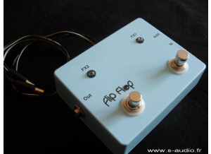 S-Audio Flip-Flop