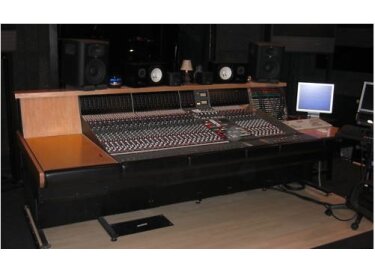 Neve V1