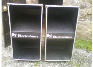 Electro-Voice bass bin 