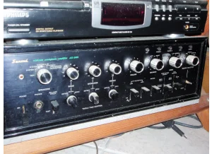 AMPLI VINTAGE SANSUI Stereo Receiver 331L - RARE - révisé - FR AMPLI VINTAGE SANSUI Stereo Receiver 331L - RARE - révisé - FR