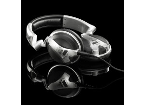 AKG K 181 DJ