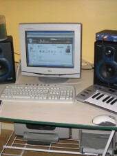 Mon modeste...très modeste Home-studio...oct 2006