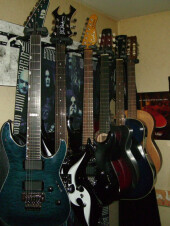 Guitars Stand